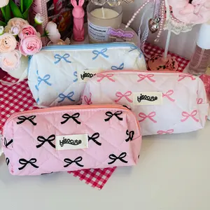 Bow Pattern Pencil Case, 1 Count Large Capacity Student Stationery Storage Bag, Portable Toiletry Bag, Makeup Bag, Travel Toiletry Bag, Art Supplies