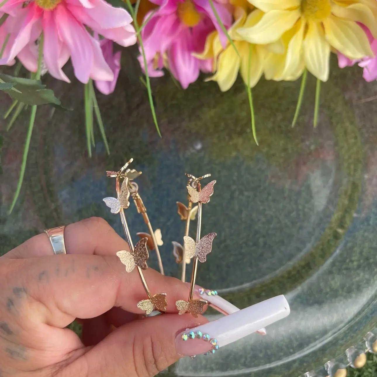 mariposa earing mariposa earing