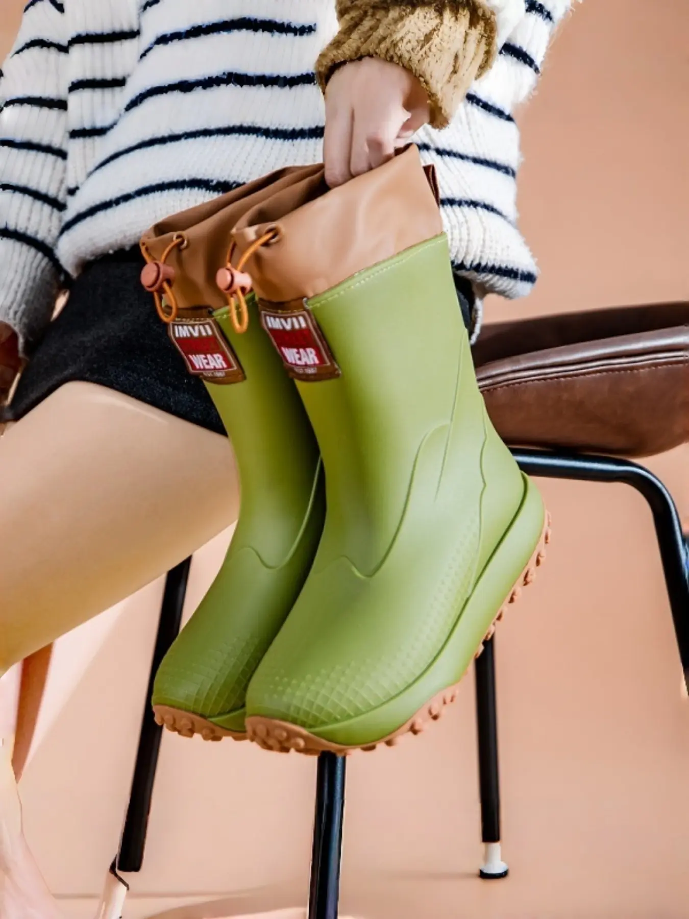Women's Vintage Mid-Calf Rain Boots, Slip Resistant Boots, Waterproof Anti-Slip Thick Sole, All-Weather Outdoor Fashion Shoes, Perfect for Daily Use, Waterproof Footwear
