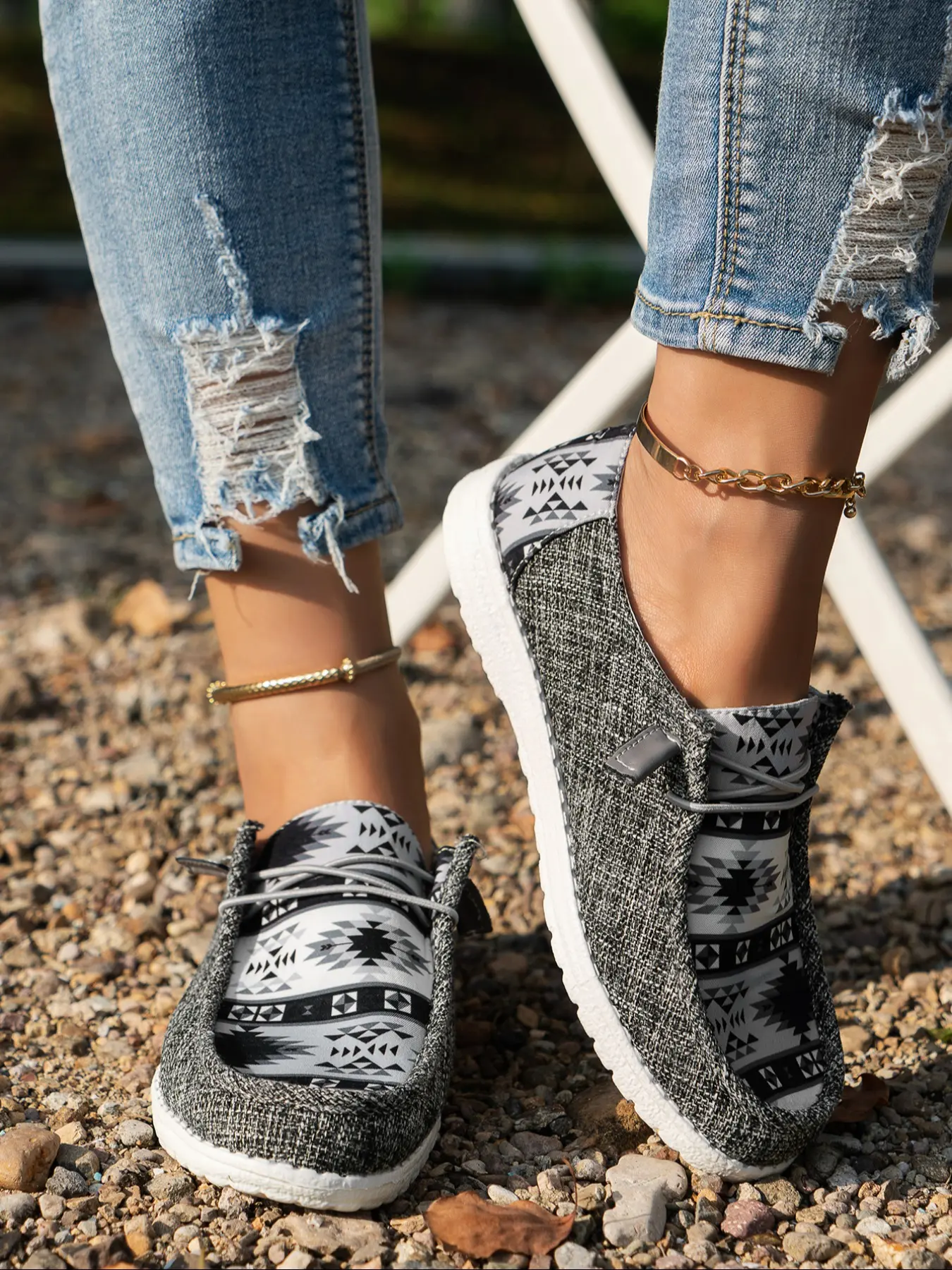 Fall New Style Women's Casual Round Toe Lace-Up Flat Shoes, Comfortable Lightweight Fashion Breathable Textile Upper, Perfect for All Seasons Walking Shoes Footwear