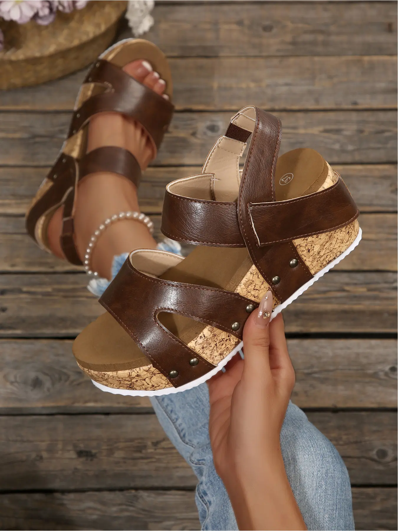 Women's Summer Cork Platform Wedge Sandals Casual Trendy Fashionable Wedge Sandals Open Toe Rivet Roman Shoes Heeled Wedge Platform Outdoor High Wedge Sandals