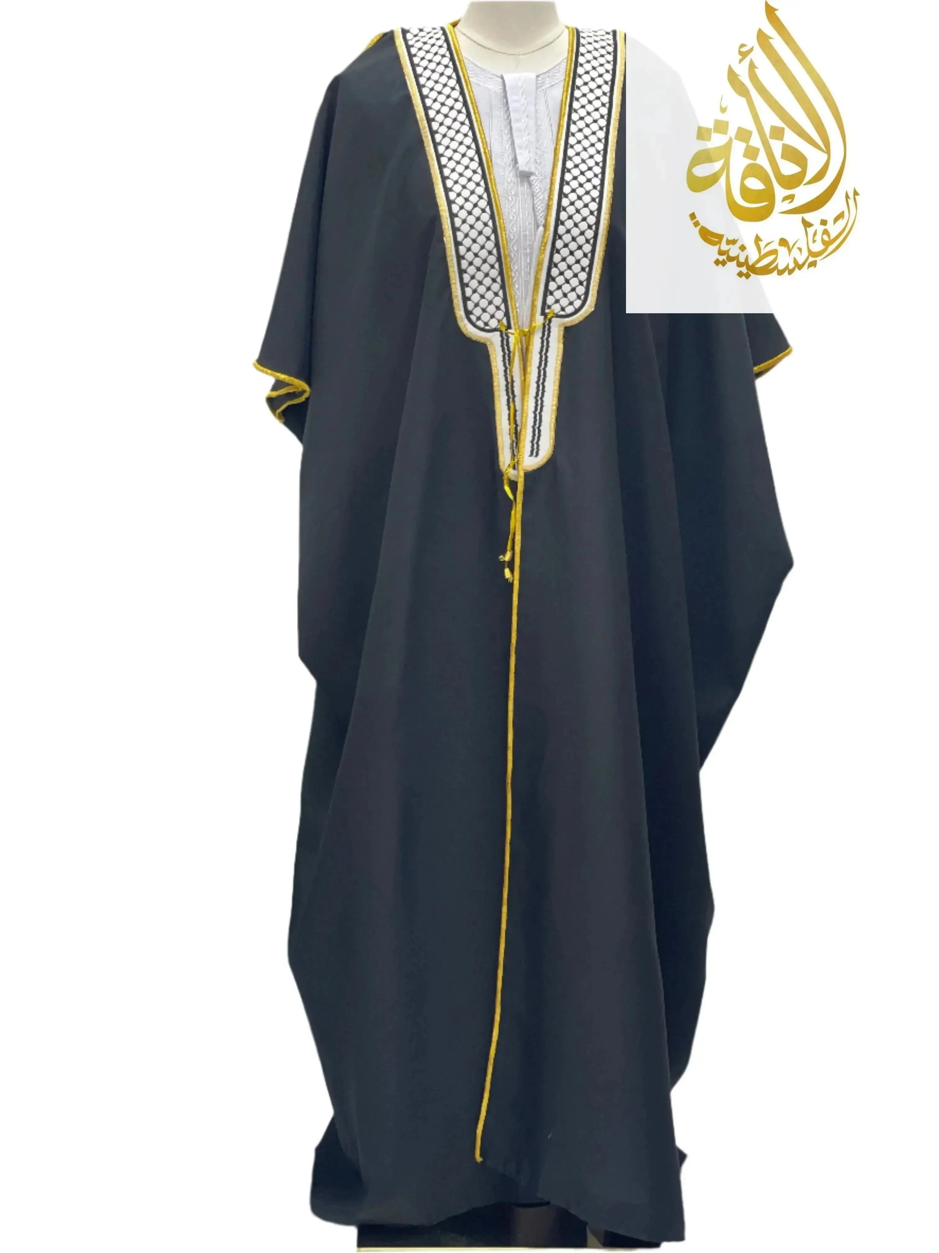 Kuffiyeh Bisht – Timeless Traditional Elegance with Intricate Design