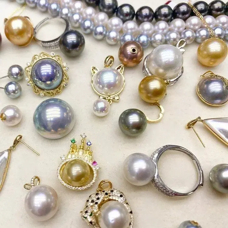 Customized Natural Pearl Necklace (NO.02) - 18 in Standard Length, Customized Gifts Option, Pearl Focus Design, Check for Different Sizes Available