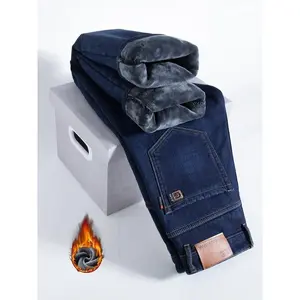 Men’s fleece-lined denim jeans, loose straight-leg long pants, cotton elastic warm winter wear, casual fashion for fall and winter