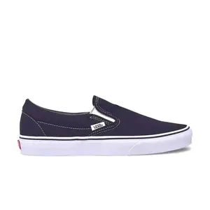 VANS Mens Classic Slip-On Sneaker - Black
