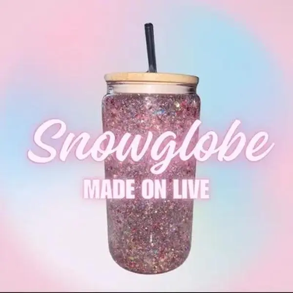 Snow globe cup made on live Snow globe cup made on live