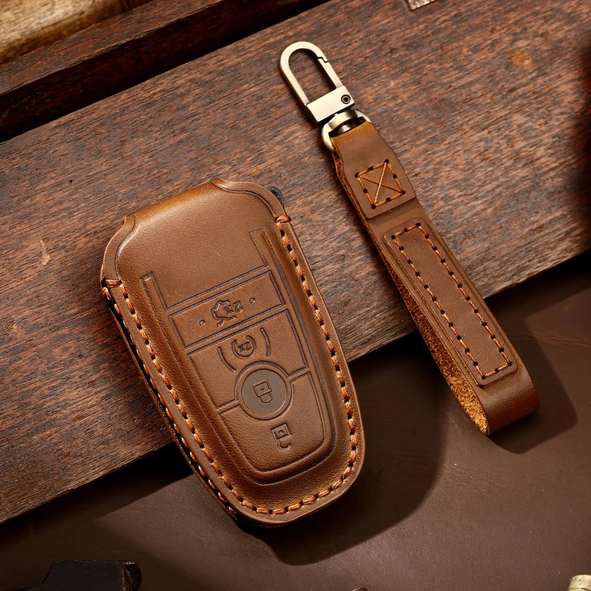 C071 4-key trunk lock, brown