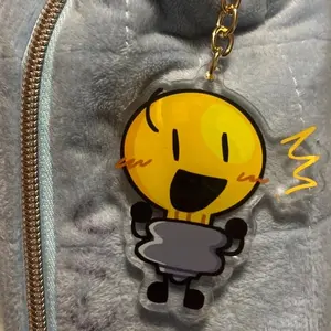 Lightbulb (Inanimate Insanity) Acrylic Keychain, Lightbulb Keychains, Lightbulb Inanimate Insanity Keychain, Algebralien, Bfdi Keychain, Object Show Cute Gift, Cute Keychains for Bags and Keys, Perfect for Personal Style, Collecting and Gifting