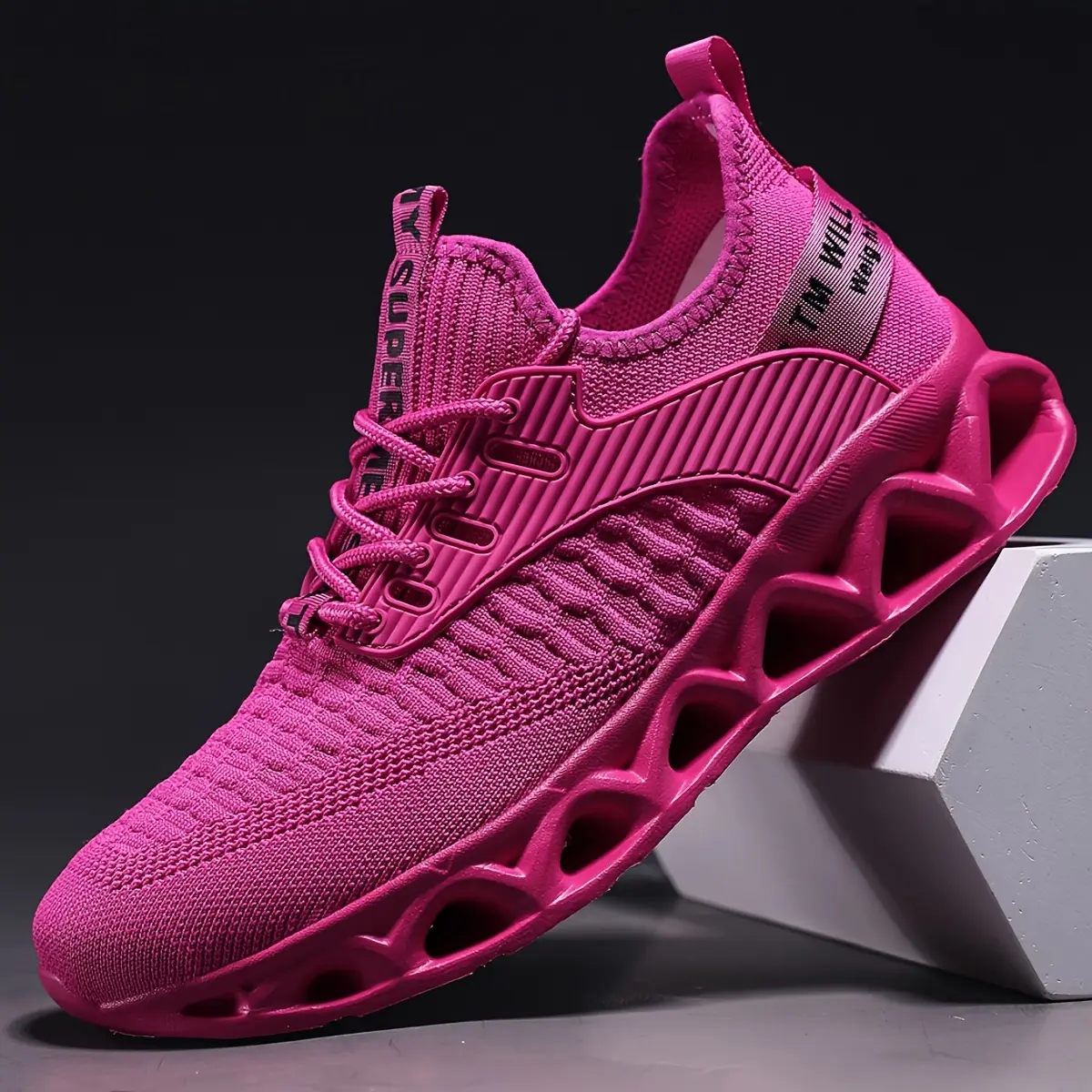 Men's Workout Sneakers - Breathable Mesh Activewear Shoes, Cushioned Running Sports Footwear, Sporty Runner Shoes for Jogging and All-Day Wear, Airy Design Keeps Feet Cool, Sporty Running Shoes