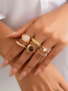 A set of 6 irregular rings, a casual yet sophisticated fashion accessory, Geometric Design Ring