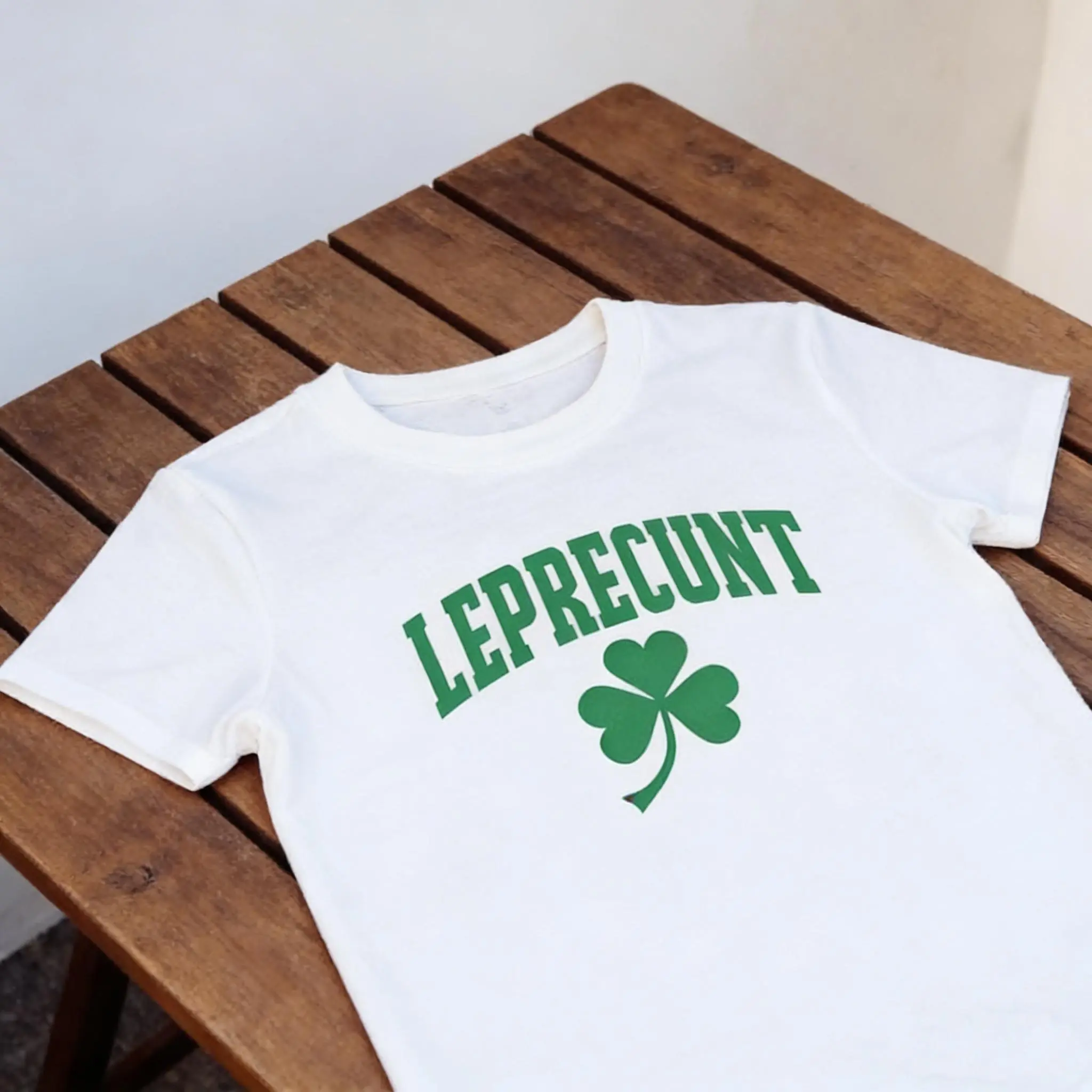 Leprecunt Baby Tee Y2K Irish Shamrock Shirt Humorous Cute St Patrickser Day Outfit Green Party T Shirt