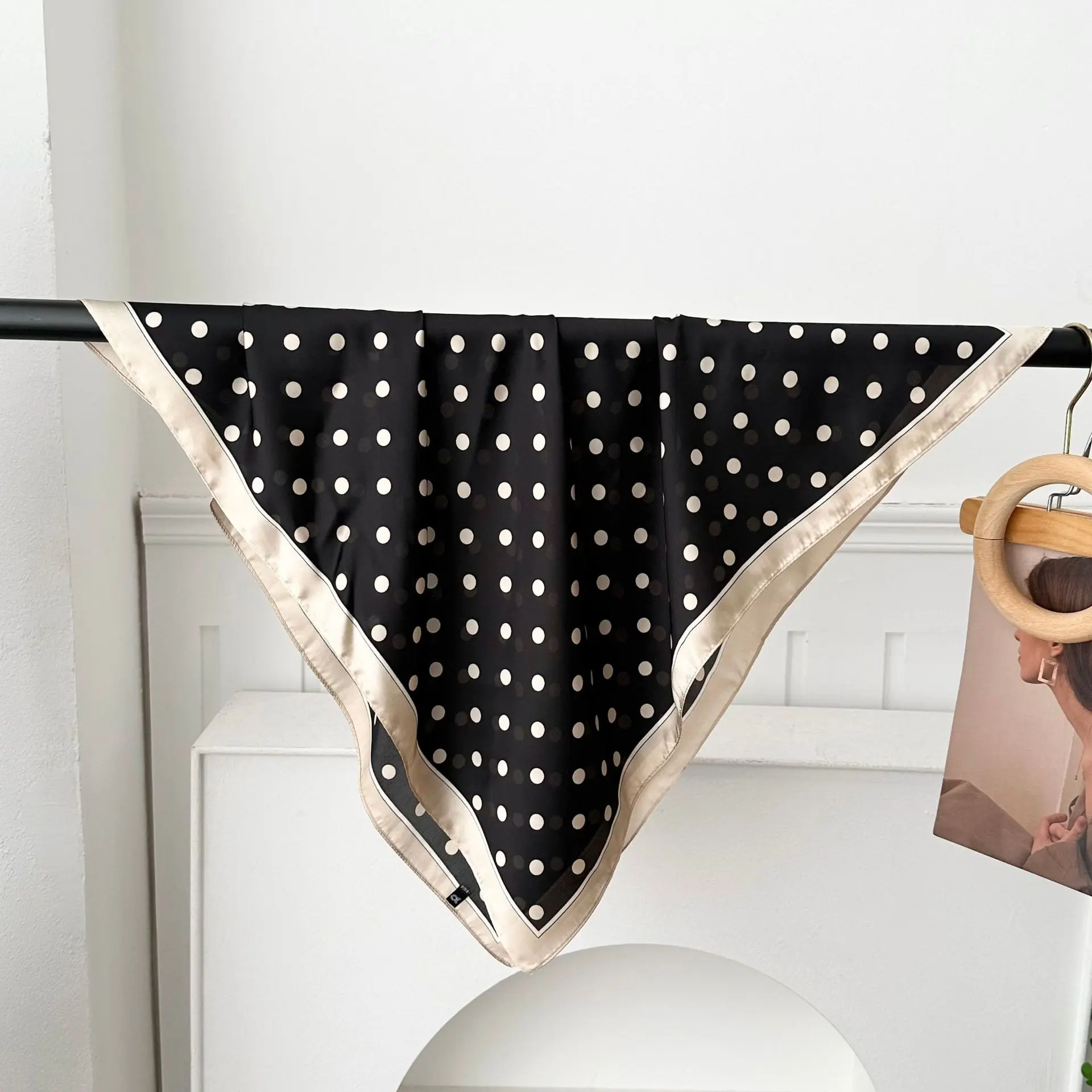 Champagne colored polka dot border