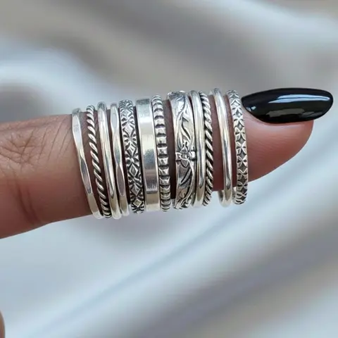【Black Friday】12-Piece Boho Style Stackable Ring Set for Women, Vintage Distressed Rings for Parties & Vacations, Trendy Fashion Jewelry, Elegant Accessories