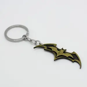 1Pc Zinc Alloy Bat Keychain - Fashionable Gothic Style Carabiner Keyring for Keys, Bags, Backpacks - Men's Trendy Fashion Accessories Metal Keychains