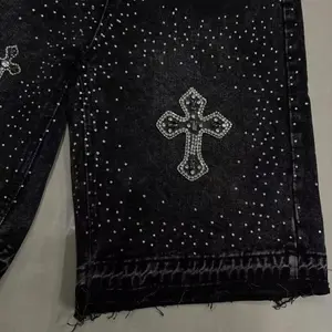 Streetwear New Black Denim Jorts Harajuku Cross Graphic Twinkle Rhinestone Shorts Mens Womens Gothic Raw Edge Basketball Shorts