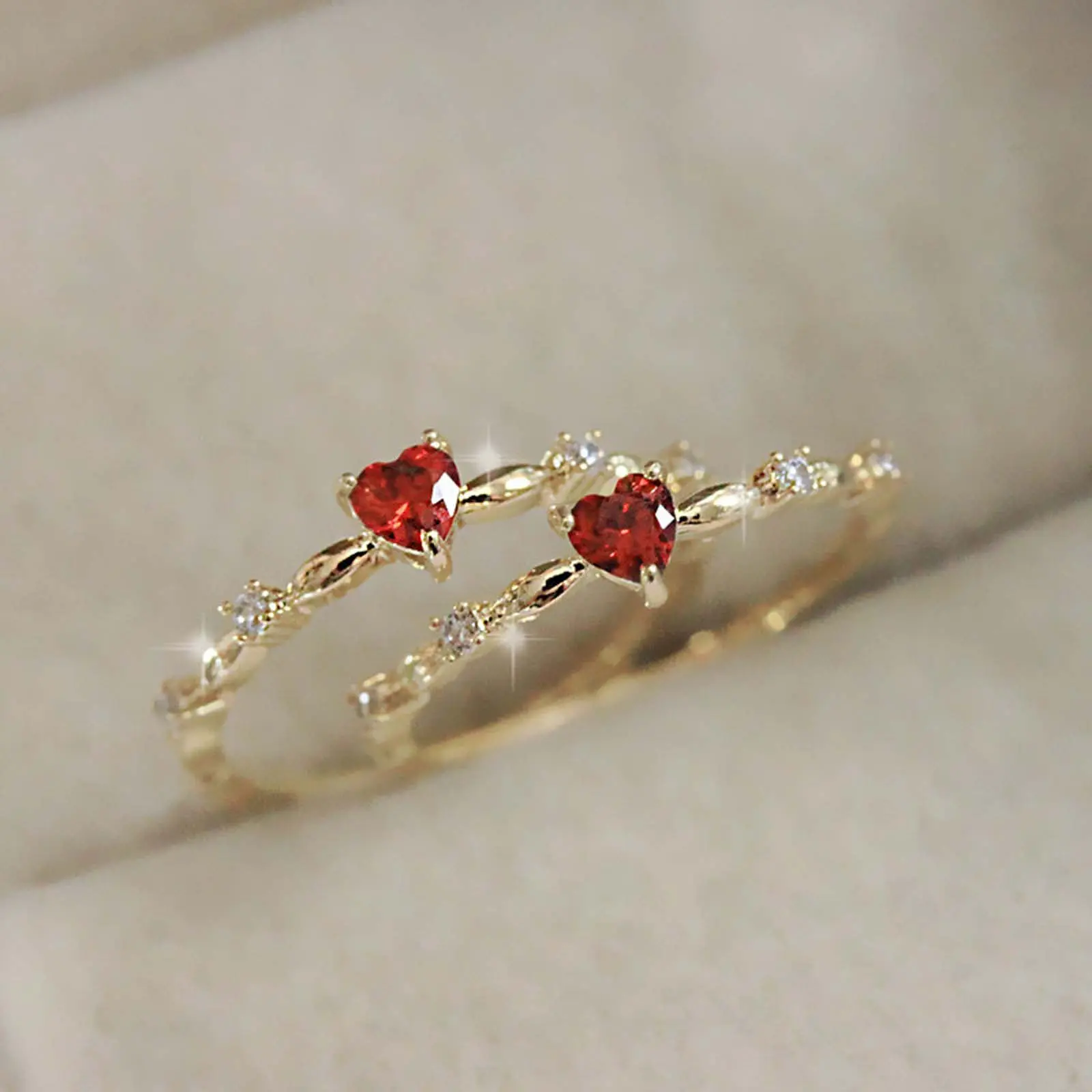 Red zircon peach heart ring romantic heart-shaped index finger bracelet men and women wedding anniversary birthday gift