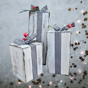 Handmade Christmas Decor Ornaments Set - 3-Piece Wooden Decoration with Green-Treated Lumber & Weather-Resistant Sealing - Perfect for Indoor & Outdoor Holiday Décor