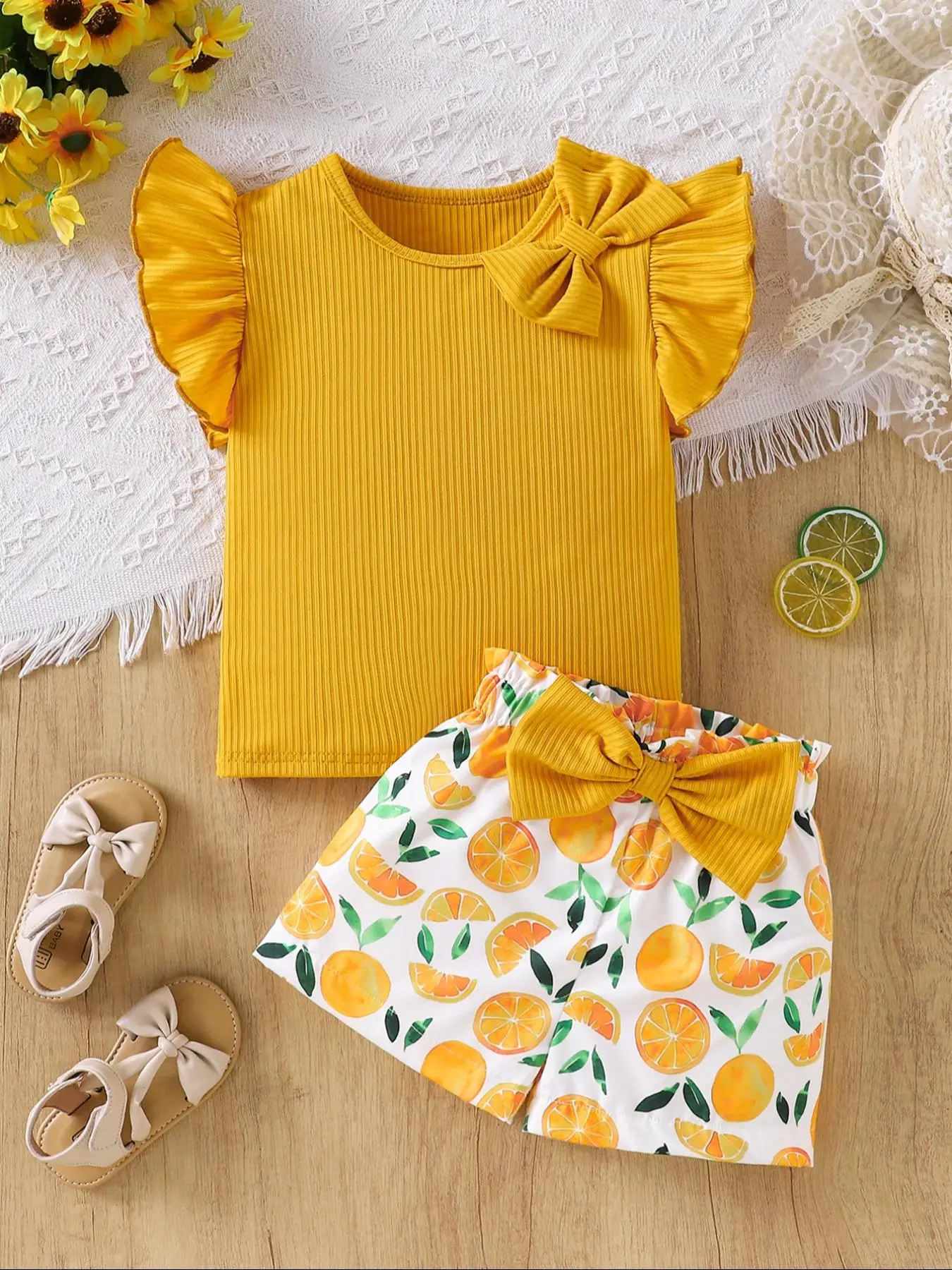 Two-Piece Set Girl's Plain Bow Decor Tee & Orange Print Shorts Set, Cute Casual Butterfly Sleeve Top & Elastic Waist Shorts, Summer Clothes for Kids,