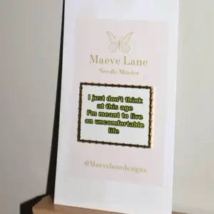 Uncomfortable Life - White Lotus Needle Minder