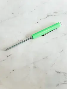 Mini Pocket Flathead Screwdriver with Magnet Mini Pocket Flathead Screwdriver with Magnet