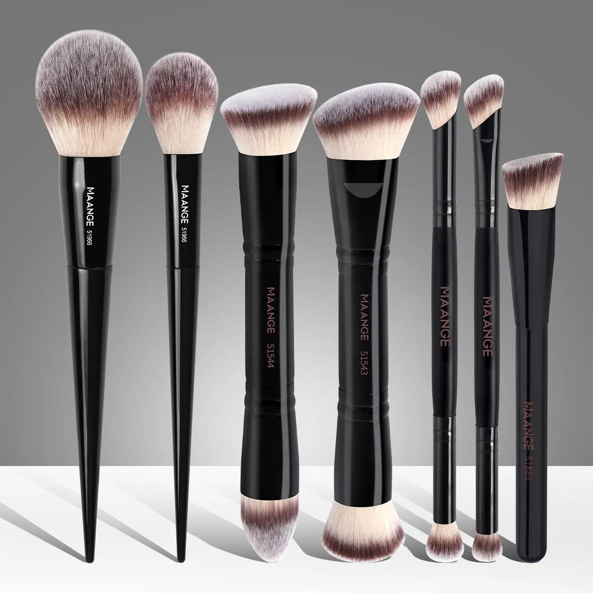 MAANGE 7pcs Makeup Brush Set, Brush Combo, Face Makeup Brushes, Flat Foundation Brush, Loose Powder Brush, Blush Brush, Concealer Brush, Contour Brush, Makeup Brushes for Application, Professionals and Beginners