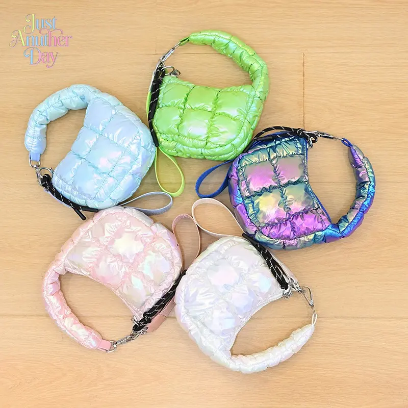 2026 New Women's Solid Color Quilted Puffer Handbag - High-Quality Crossbody Clutch Purse with Chain for Daily Camping, Hiking Picnic Use, Crossbody Purse Chain