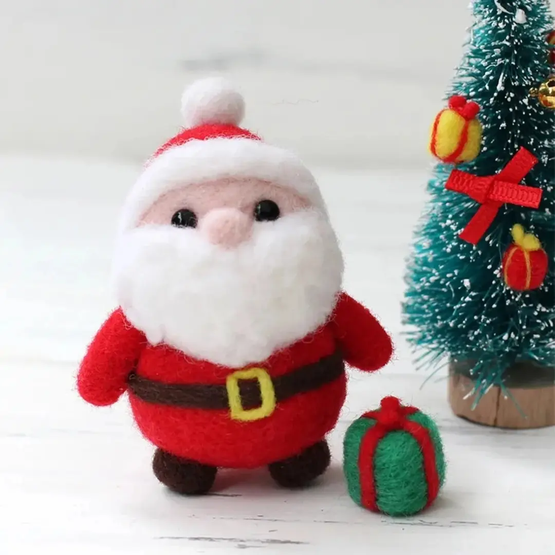 Christmas Needle Felting Kit – DIY Wool Felt Craft Set with Tools and Instructions | Fun Holiday Arts and Crafts Gift for Beginners, Teens, and Families