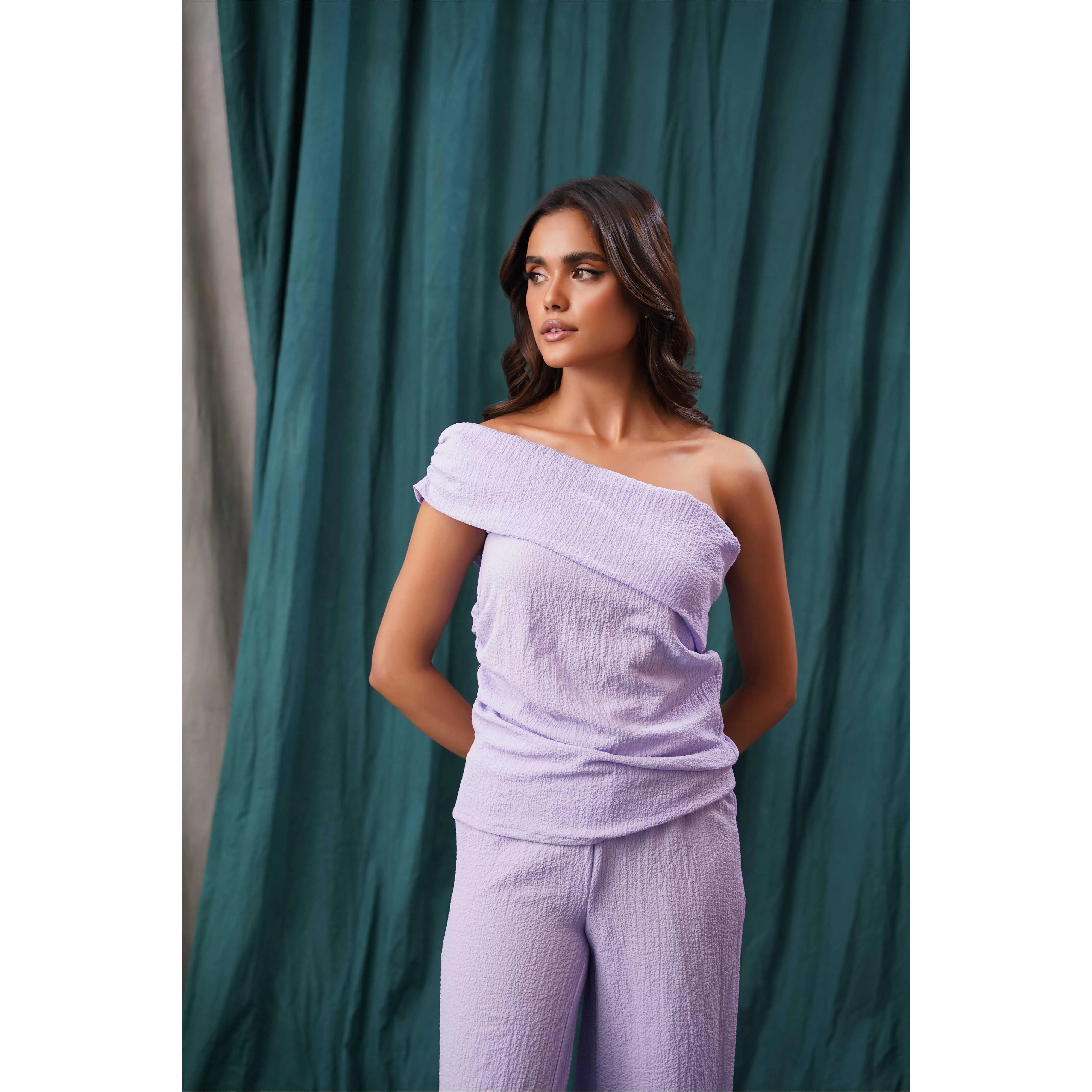 Four & Co Women's Stretch Off The Shoulder One Shoulder Purple Top Blouse Going Out