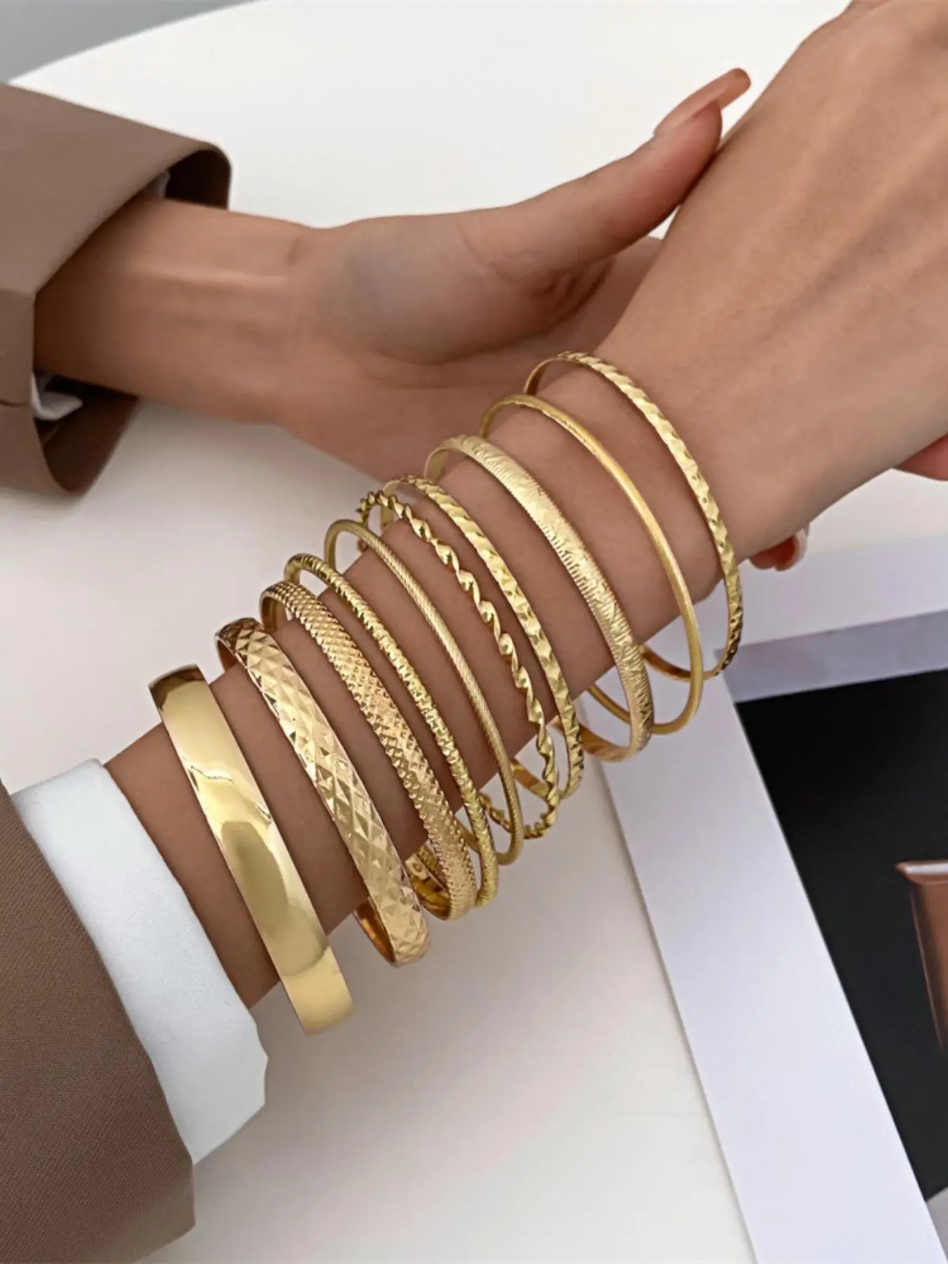 Women's 10pcs Textured Metal Design Bangle, Elegant Boho Ethnic Jewelry for Beach Party Vacation, Metal Bangles for Women Girl Gift Daily Use, Stackable Bracelets, Bohemian Bracelets, Bangle Bracelet Set, Stacking Bracelet, Fashionable Bangles