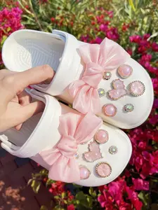 Cute Bowknot & Rhinestone Decorated Bling Shoe Charms, Fashionable Shoes Decorations, Clog Shoe Decorations for Women's Crocs, Slippers, Garden Shoes, Beach Shoes, DIY Accessories, Footwear, Decorative Shoe Accessories