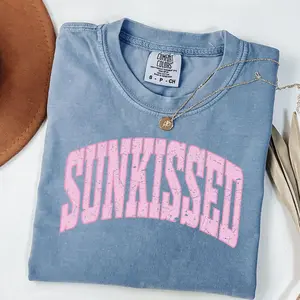 Comfort Colors Sunkissed Graphic Tee, Aesthetic Summer T-Shirt for Women, Retro Sun Shirt, Beach Vibes Shirt, Boho Sunset Tee, Distressed Beach Shirt