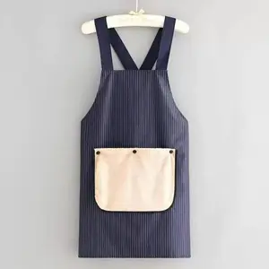 Kitchen apron with removable towel and pocket; cooking apron for baking, crafting, grilling, BBQ, painting, dishwashing; for women.