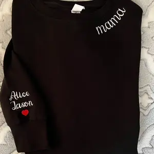 Embroidered mama sweatshirt. Casual Cotton