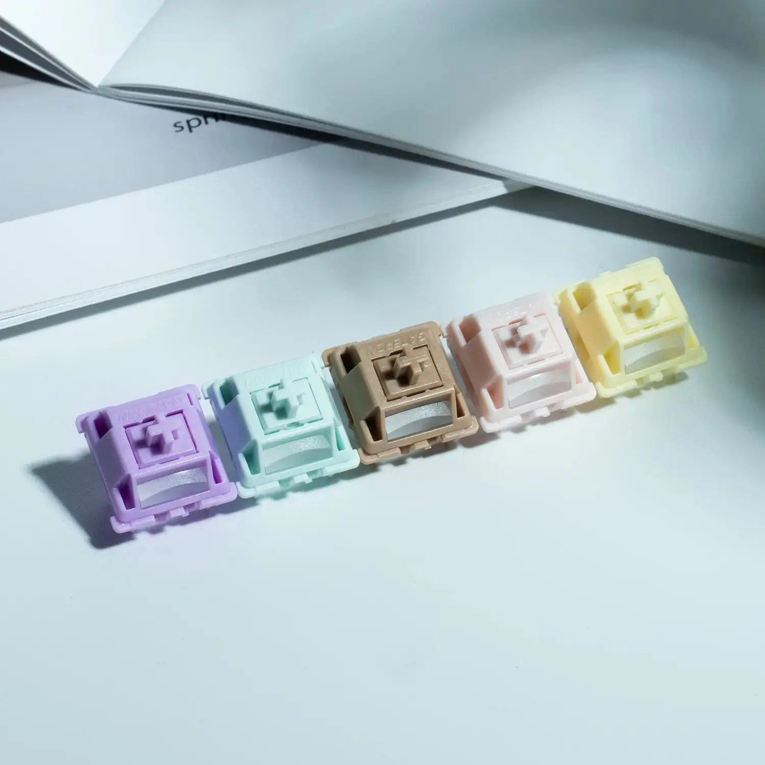 GATERON Smoothie Series Full POM Keyboard Switches, 5 Pin Factory Pre-lubed SMD RGB MX Switch, Linear / Tactile / Silent Options for Custom Mechanical Keyboard