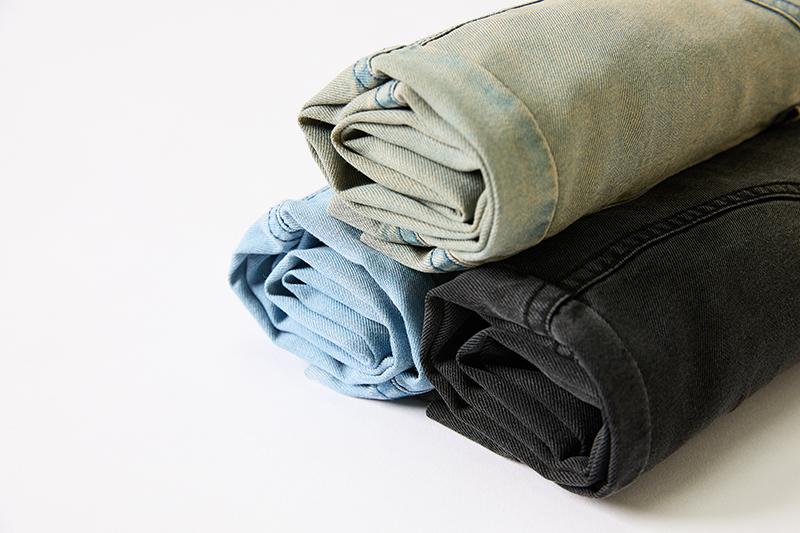 Men’s summer lightweight shorts made from Lyocell fabric—breathable, cool to wear, comfortable, and very cooling; suitable for various body types; vintage distressed style.