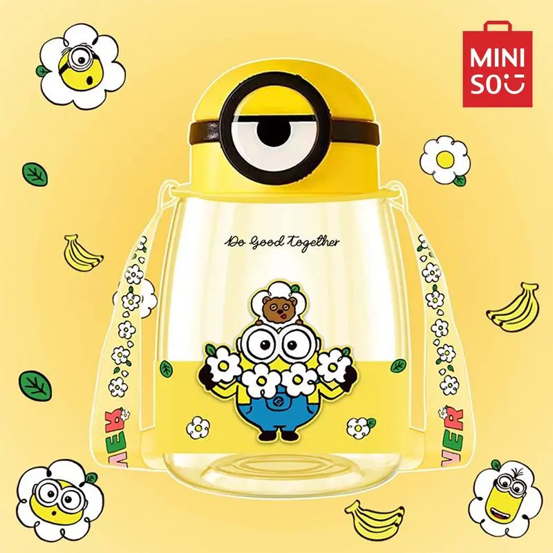 [Back to School] Miniso Daisy Minions Bottle (800mL/27oz) – High-Capacity, Lightweight Plastic Tumbler with Shoulder Strap, cozyvibes, Back To School