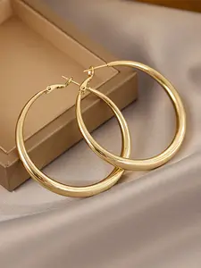 1 pair of minimalist chic geometric fashion party earrings, suitable for women to wear at gatherings, dinners, and festivals