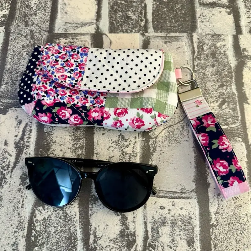 Handmade quilted glasses case