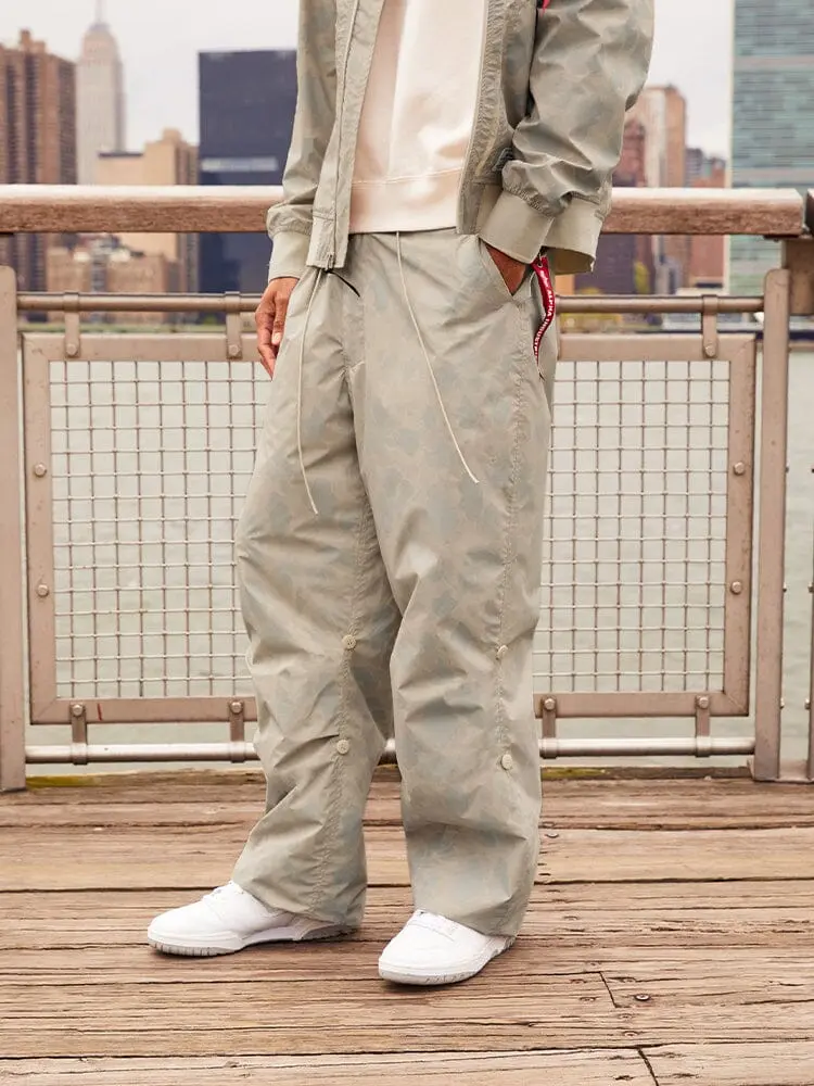 LIGHTWEIGHT PARACHUTE PANT - FROGSKIN (SEASONAL)