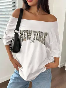 Women's Plain Off Shoulder Tee, Casual Fashion Chic Streetwear Camo Print Curved Hem Loose T-shirt for Summer, Women's Top for Daily Wear, Camouflage Letter Pattern