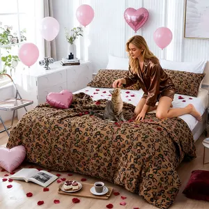 Fashion Leopard Print Bedding Set 3 Piece, Soft Breathable Leopard Pattern, Includes 1 Duvet Cover + 2 Pillowcases, Perfect Gift, Soft Bedding Sets