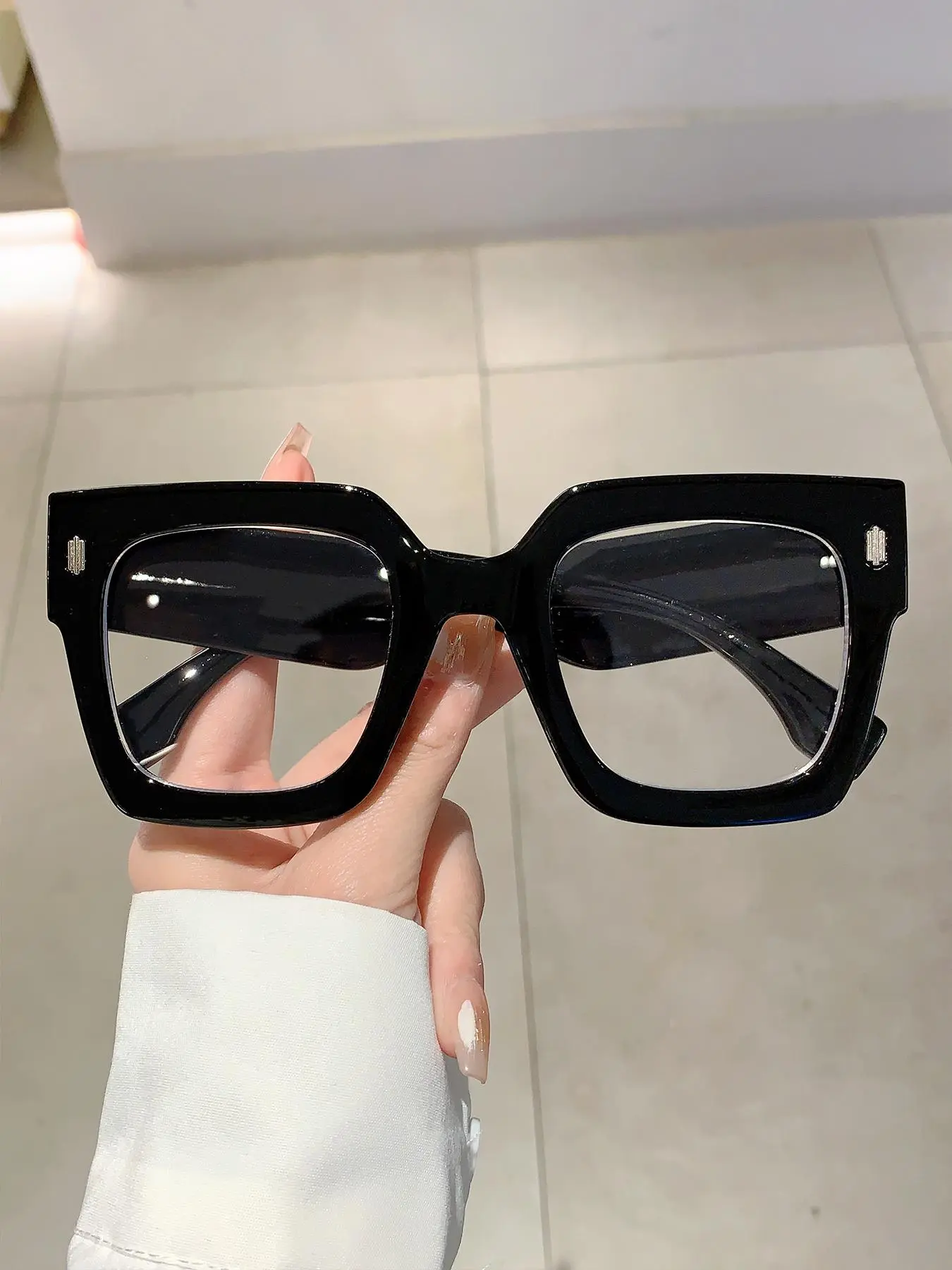 1 Pair Eyeglasses for Everyday Use, Summer Vintage Oversize Square Frame Fashion Eyewear, Classic Fashion Glasses, Retro All-match Travel Accessories, Stylish Square Frames, Trendy Frames, Fashionable Frames Glasses