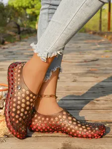 2026 Bestselling Breathable Mesh Sandals, Soft Sole Anti-Slip Slip-On Flip Flops, Versatile Casual Shoes 36-45, Women's Boho Style