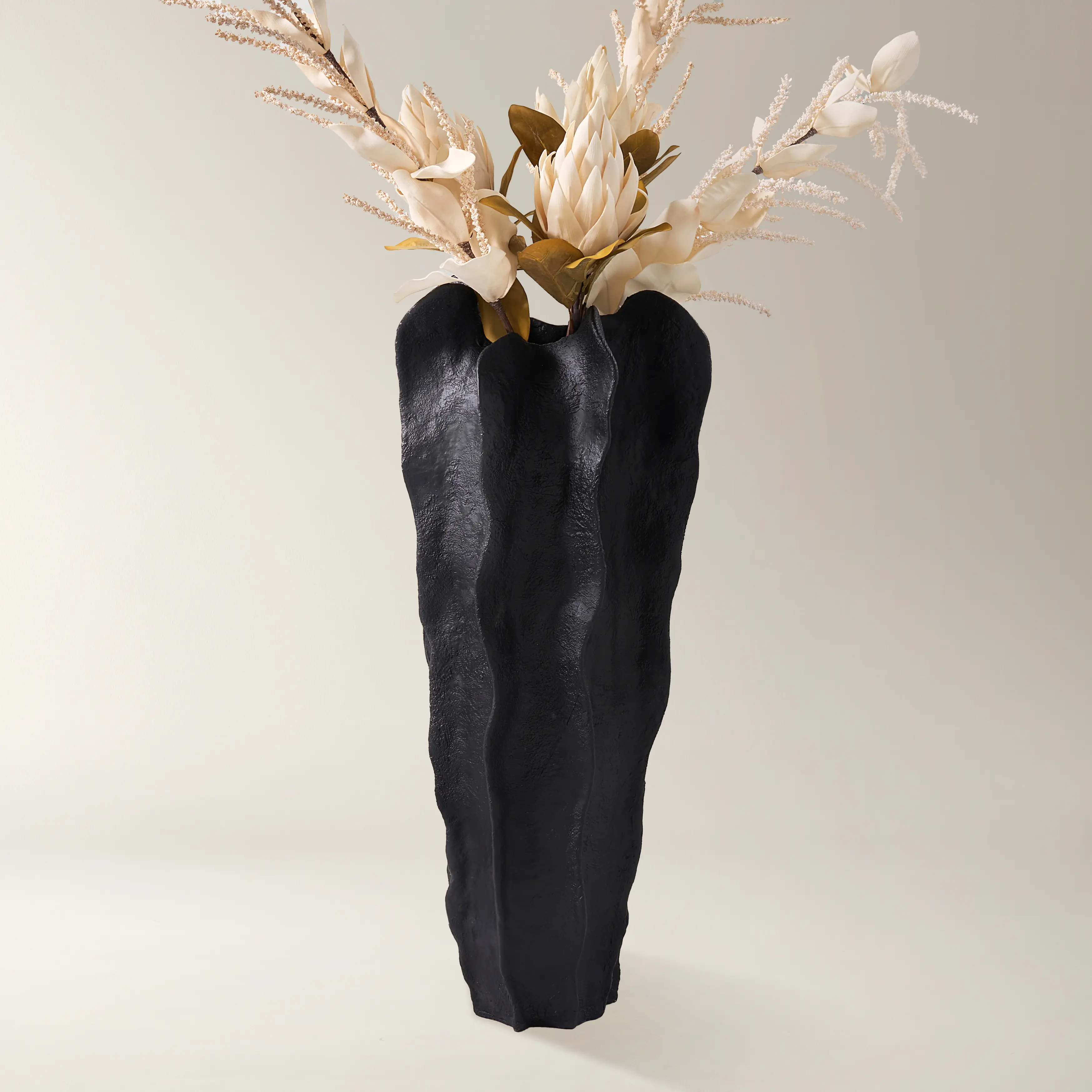 Z Gallerie Playa Floor Vase Flower Design Home Decor Accessory Black Matte Decorative Vase Living Room Luxurious Centerpieces Vases Decoration Z Gallerie Playa Floor Vase Flower Design Home Decor Accessory Black Matte Decorative Vase Living Room Luxurious Centerpieces Vases Decoration