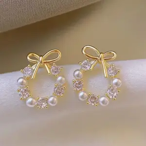 2 Pairs of Elegant Christmas Pearl Earrings, Lightweight Jewelry, Fashionable and Versatile, Suitable for Casual Home Decoration