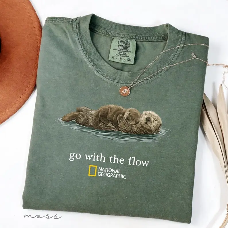 Comfort Colors National Geographic Otter Graphic T-Shirt, Go With The Flow Vintage 90s Y2k Style Top