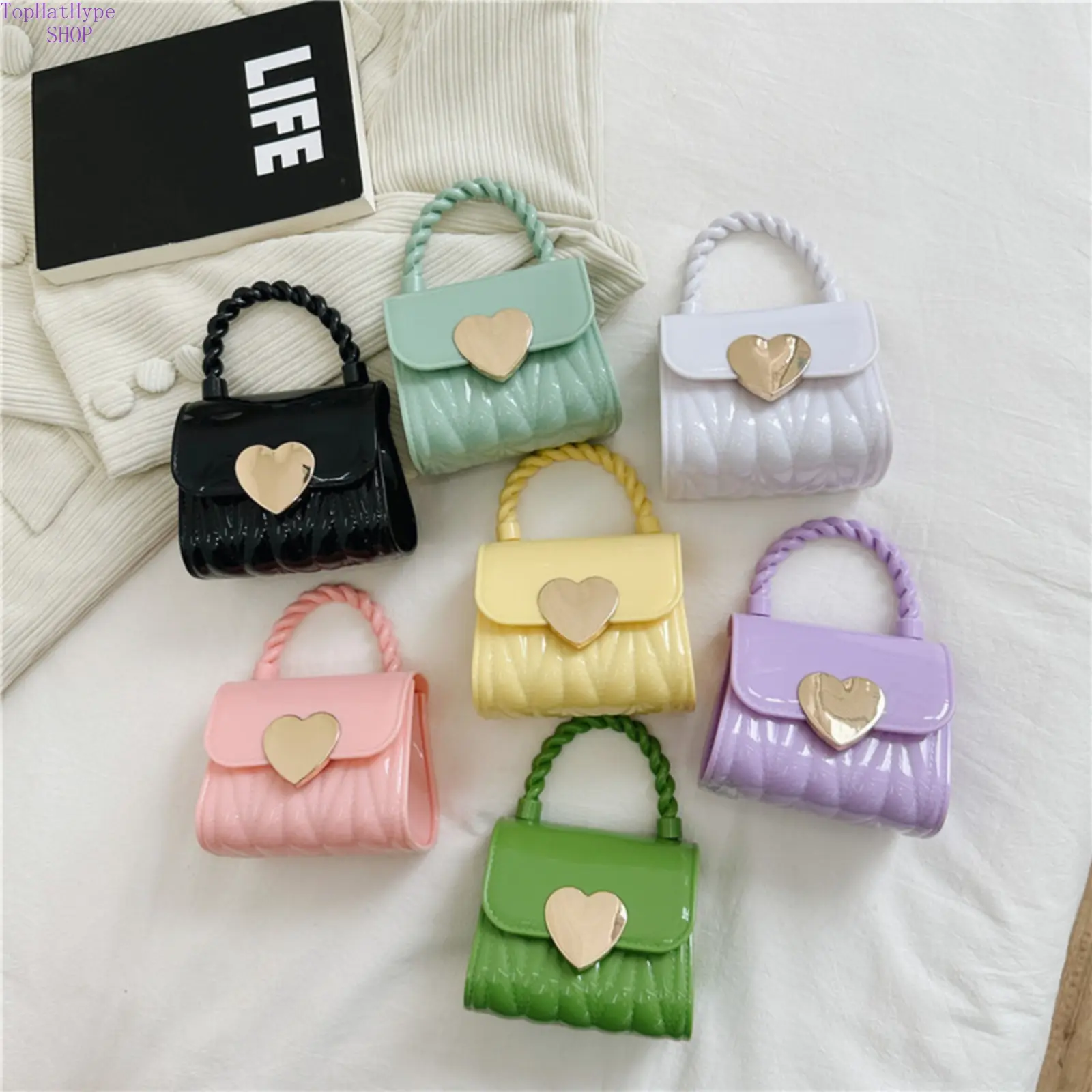 Colorful Jelly Crossbody Purse for Girls, Cute Korea Style Heart-Shaped Bag for Summer and Daily Outings, Lightweight and Waterproof, Colorful Purse, Crossbody/Shoulder Bag
