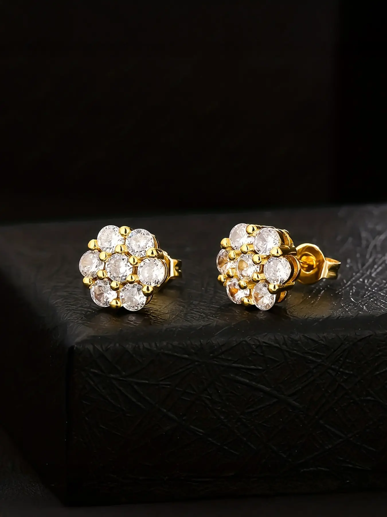 Iced Chics Hip-hop Flower Studs Earrings, Earrings Jewelry, Sparkling Zirconia Statement Earrings, Plum Blossom-shaped Ear Accessories, Made Of Copper Inlaid with Synthetic Zirconia, A Cost-effective Choice, Versatile Earrings