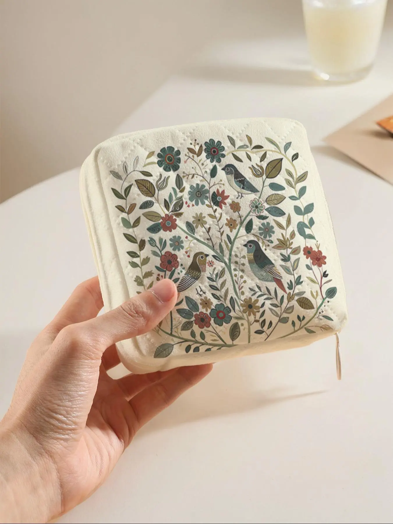 A portable sanitary napkin storage bag with a cartoon mushroom frog pattern, a lightweight tissue bag for women's products, and a travel cosmetics storage box, Portable Storage Bags
