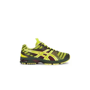 Asics UB9-S GEL-DS TRAINER 14 Sneaker in Dark Mustard & Truffle Grey